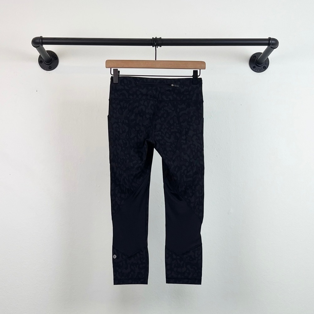 Lululemon Pace Rival Crop *22" Formation Camo Deep Coal Multi / Black - Picture 6 of 7